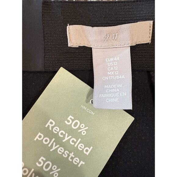 NWT H&M Black And White Textured Mini Skirt Women’s Size 12 Classic Chic NEW - Picture 4 of 10